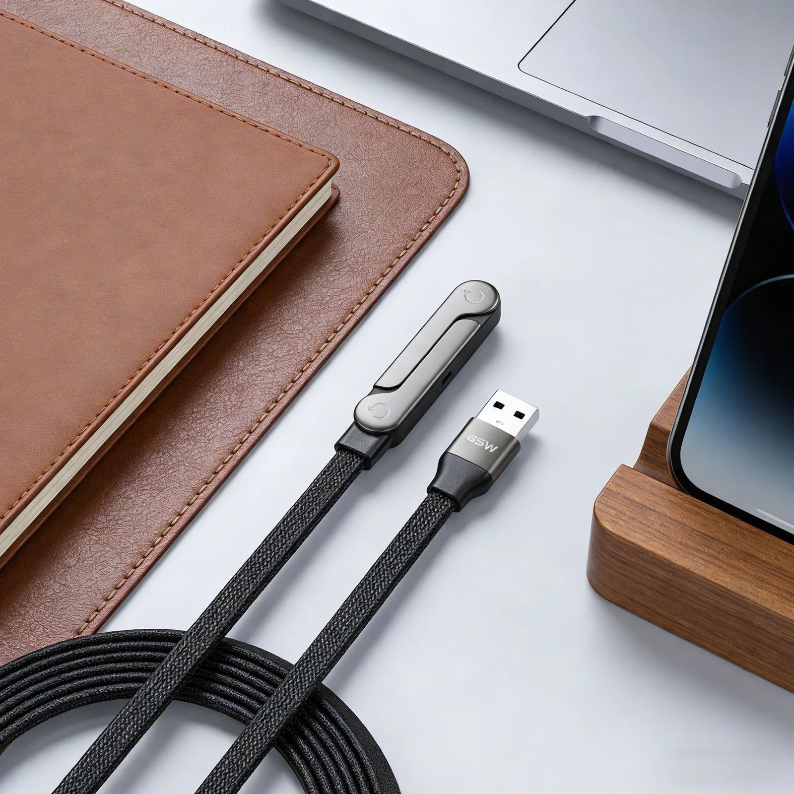 Cable de Carga Rápida 240W/65W con Soporte Plegable para Celular Compatible con iPhone y Smartphones/Tablets